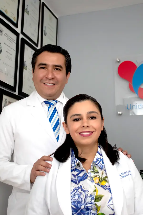 Dr Tomás Miranda - Cardiología / Dra Silvia Esmeralda Pérez - Reumatología